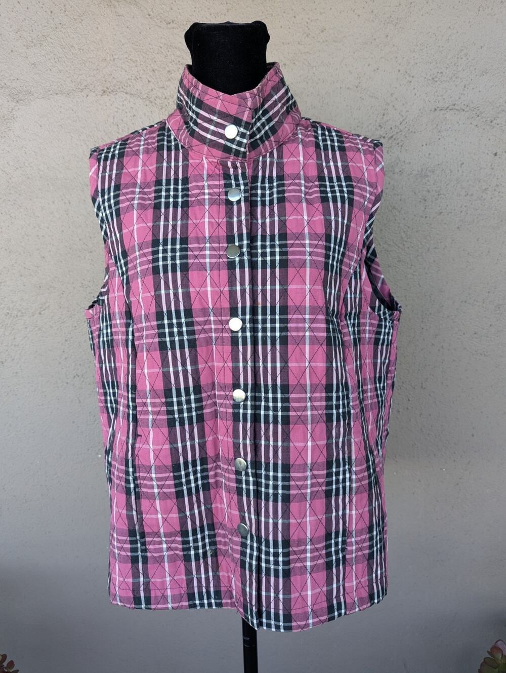 💜Pink Plaid Diamond Quilted Snap Front Vest